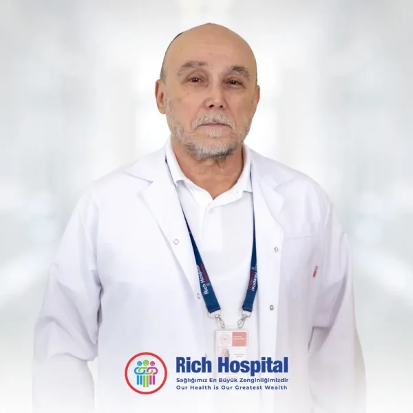 Uzm. Dr. Altuğ Ar