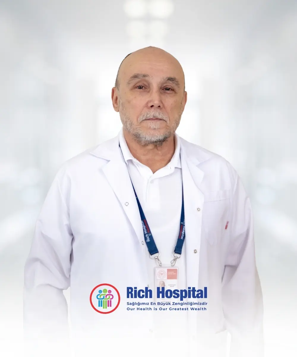 Uzm. Dr. Altuğ Ar