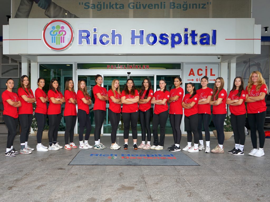 Rich Hospital, Güral Premier Antalyaspor Voleybol Takımı’nın Yeni Sağlık Sponsoru Oldu
